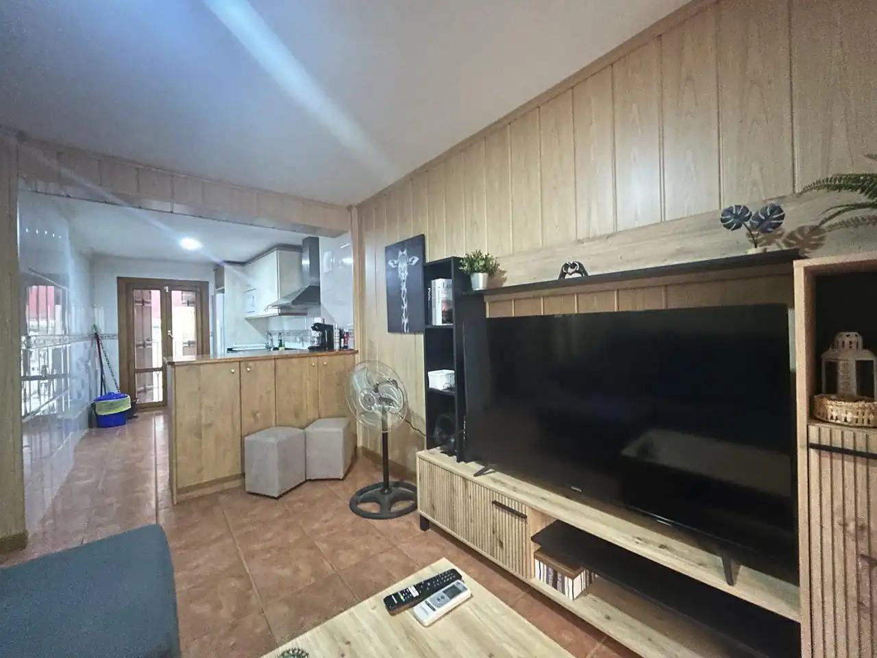Living room of Flat for sale in Valtierra  with Air Conditioner, Parquet flooring and Storage room