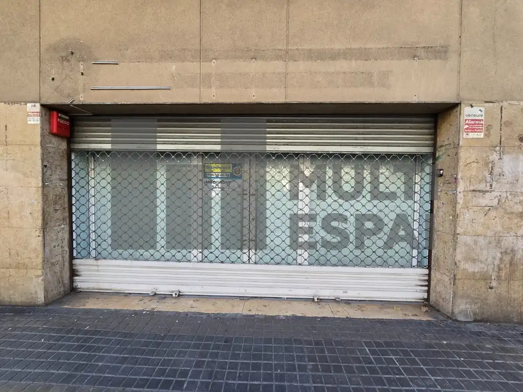 Gewerbefläche zum Verkauf in Sants - Montjuïc