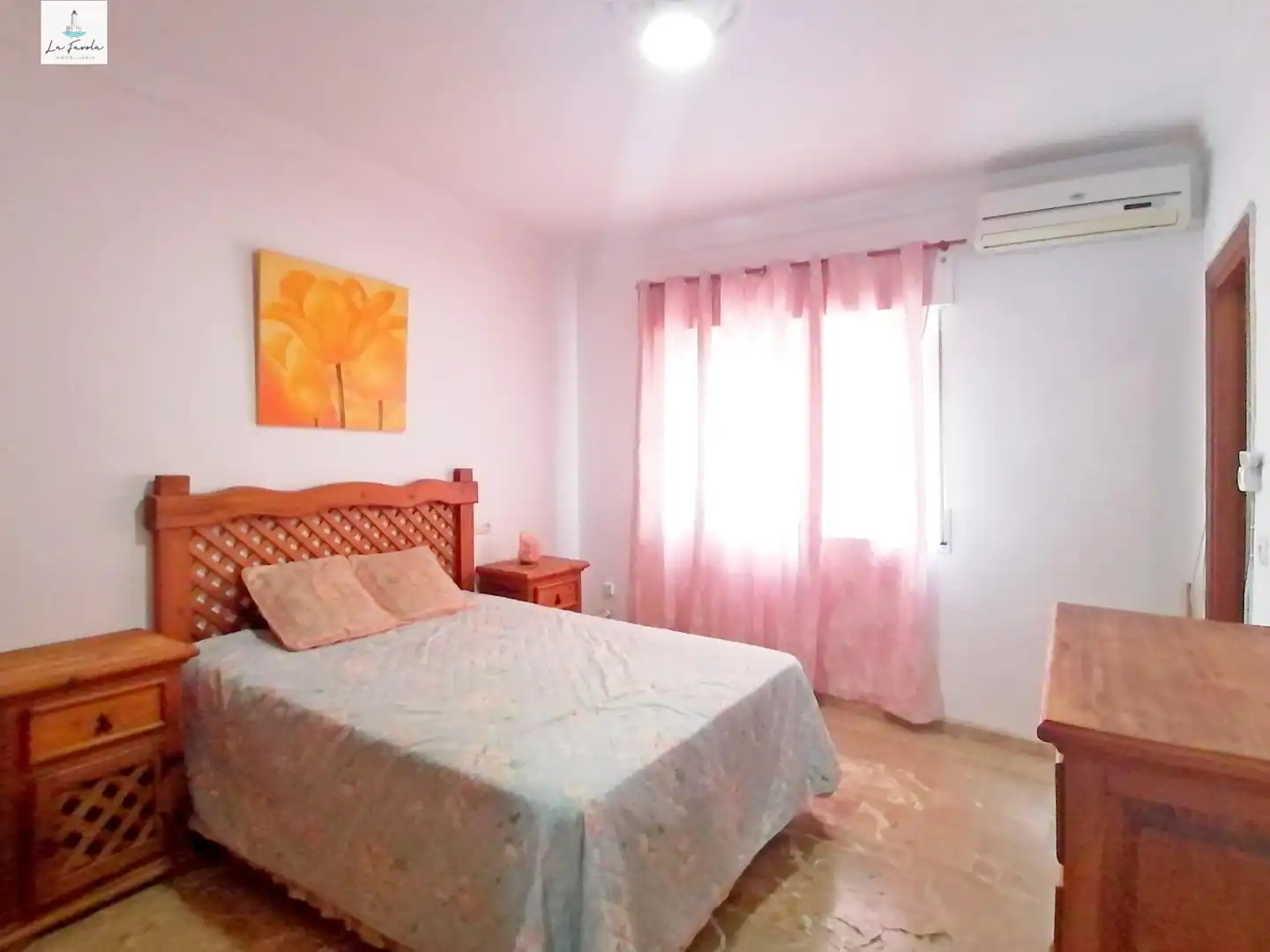 Dormitori de Casa adosada en venda en Cártama amb Aire condicionat i Traster