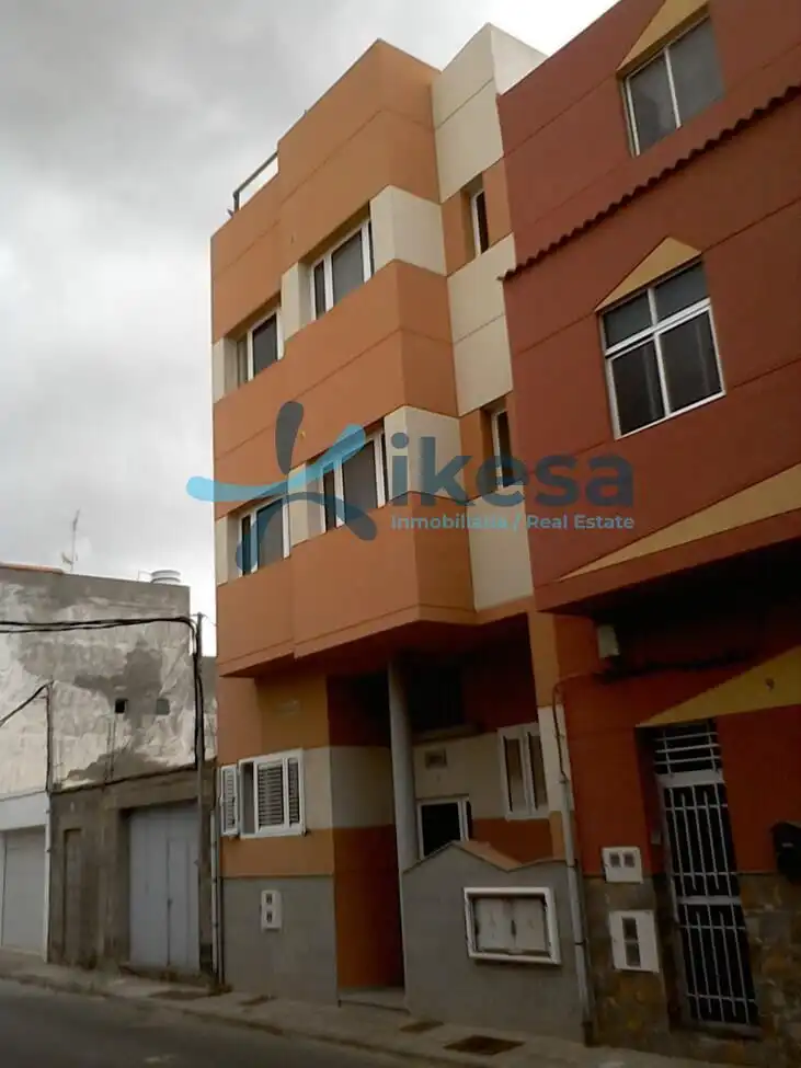 Vista exterior de Piso en venta en Ingenio