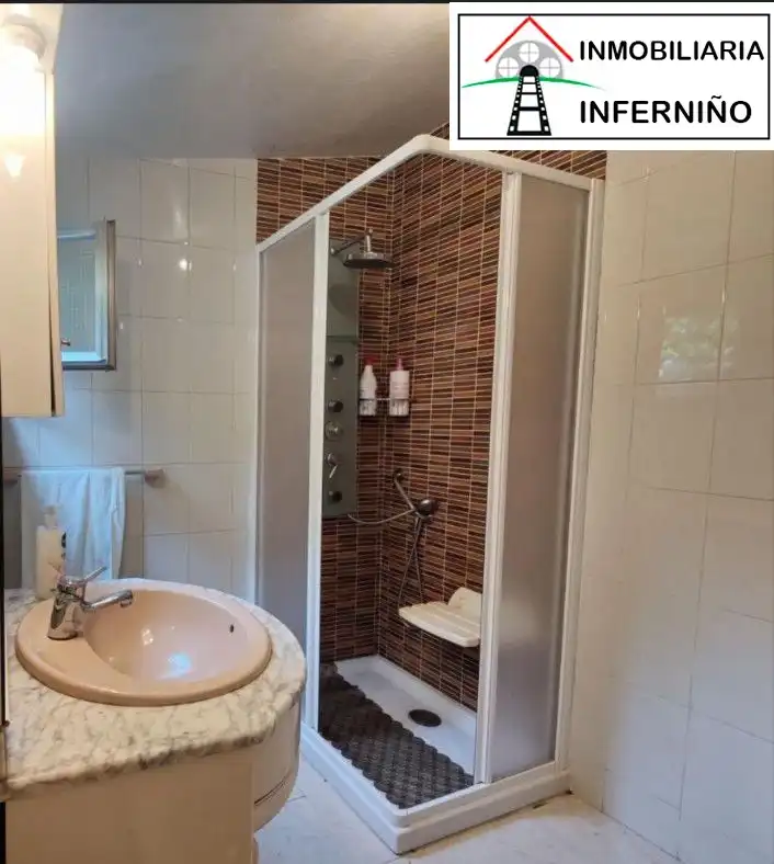 Baño de Casa o chalet en venta en Narón