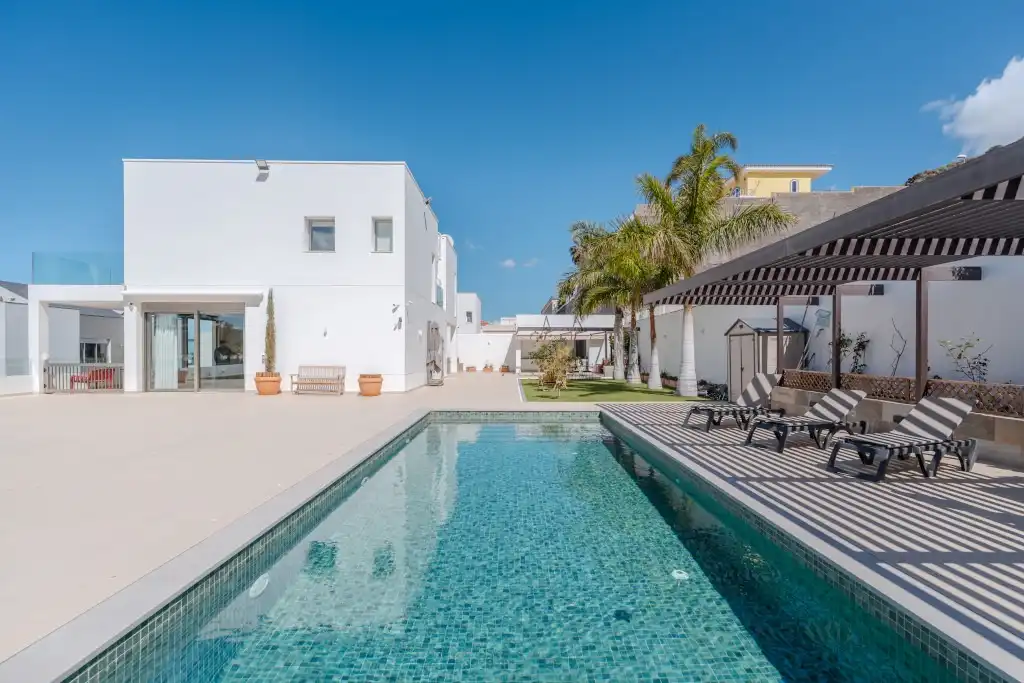 Xalet amb piscina en venda a Costa Adeje