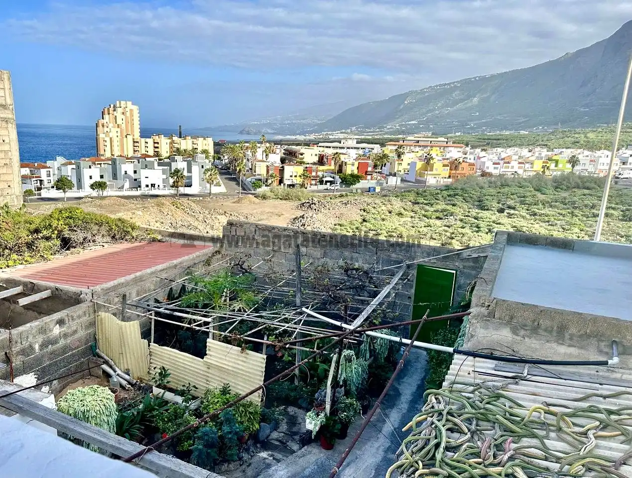 Exterior view of Houses for sale in Los Silos  with Private garden and Terrace