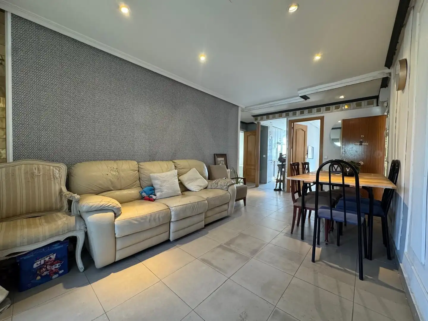 Flat for sale in Madrid  with Air Conditioner, Heating and Terrace