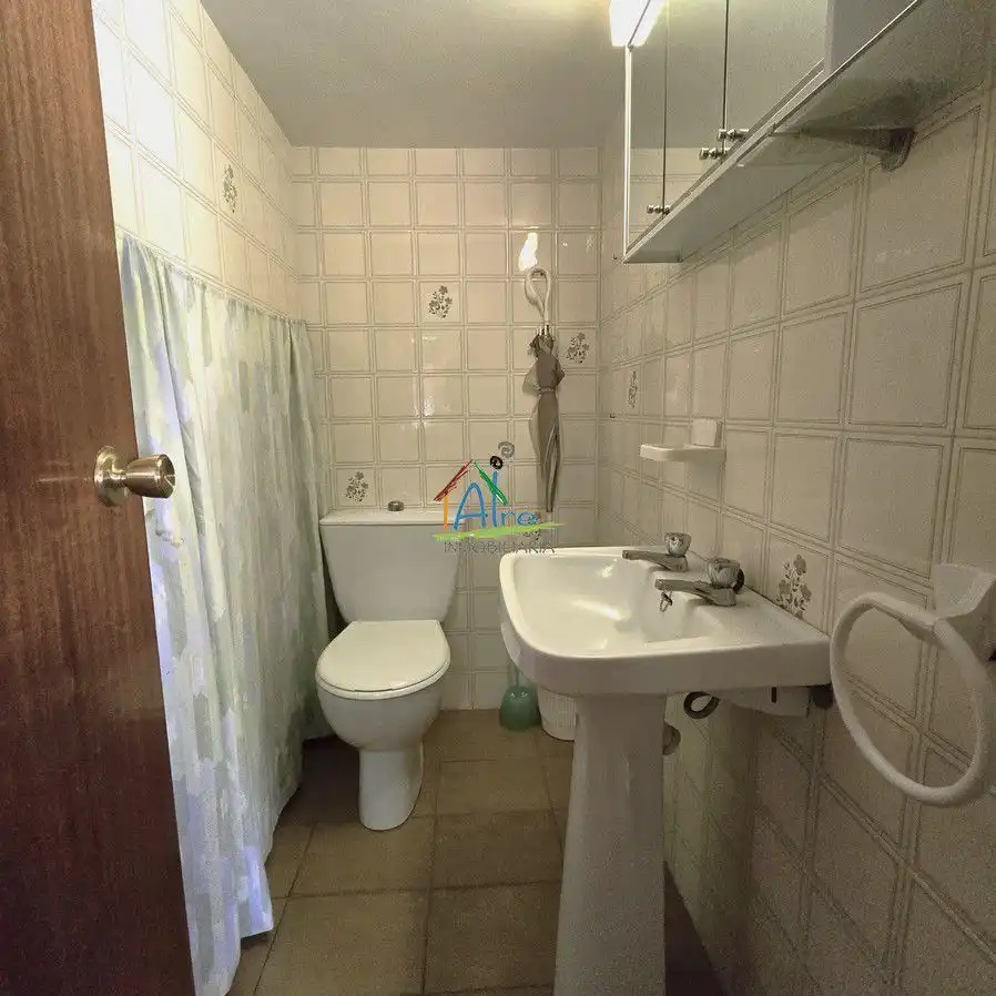Baño de Casa adosada en venta en Almonte con Aire acondicionado, Calefacción y Terraza