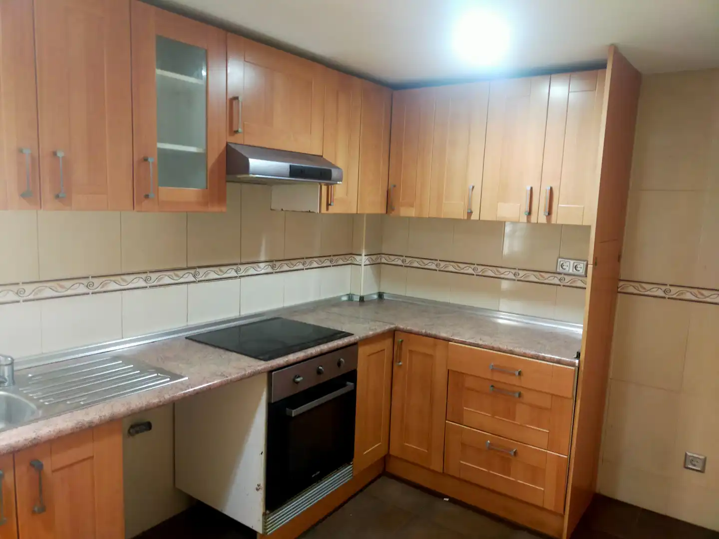 Cocina de Piso en venta en Zaragoza con Calefacción, Parquet y Horno