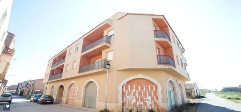 Exterior view of Garage for sale in Maials