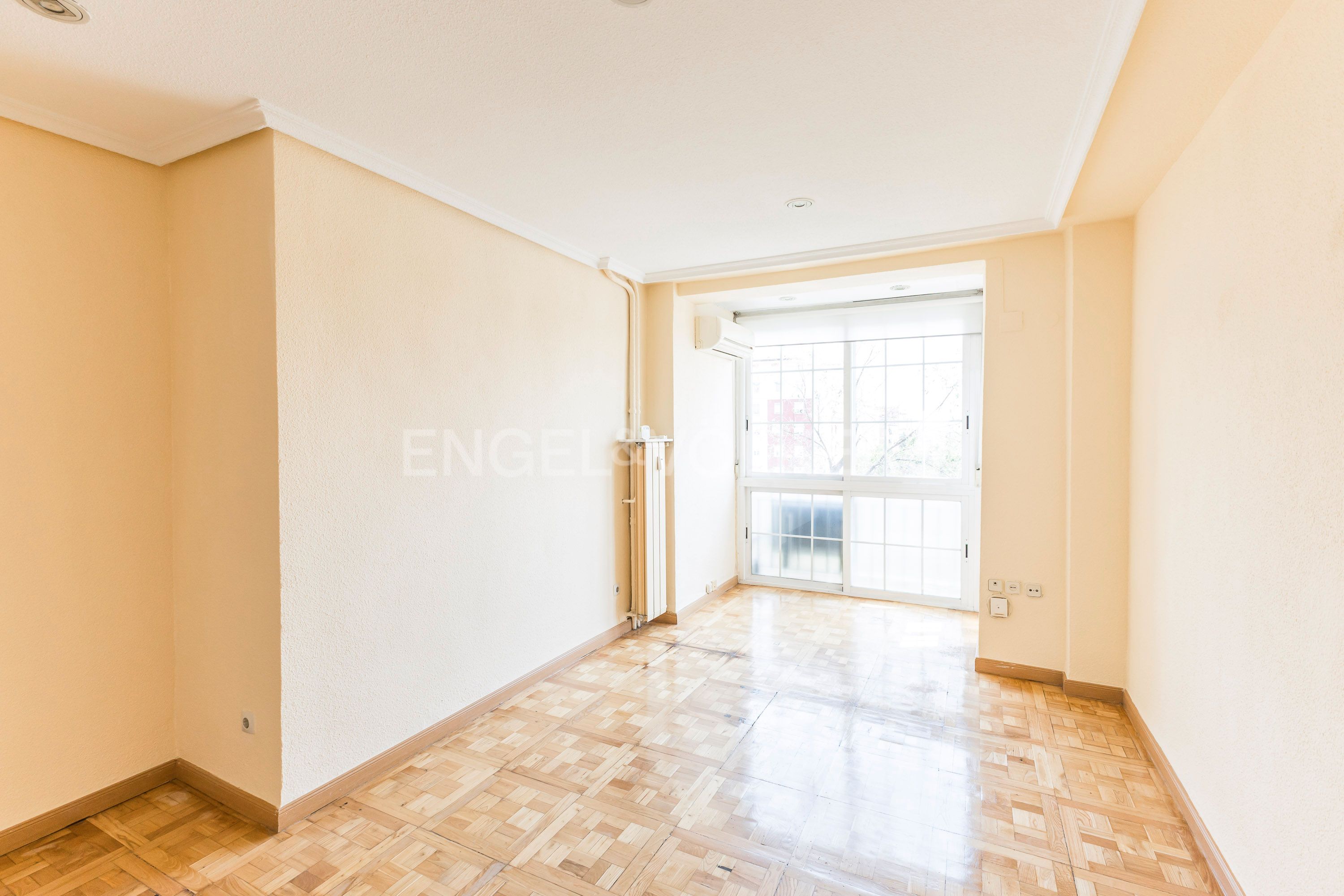Apartament de lloguer en  Madrid Capital amb Aire condicionat, Calefacció i Parquet
