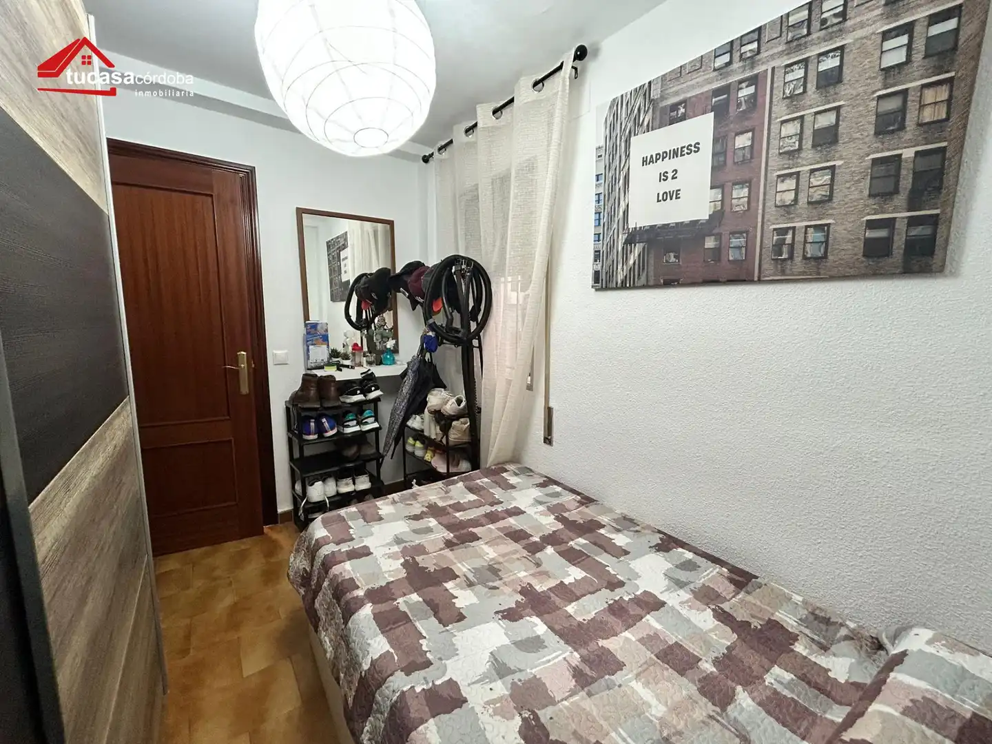 Bedroom of Flat for sale in Córdoba  with Air Conditioner
