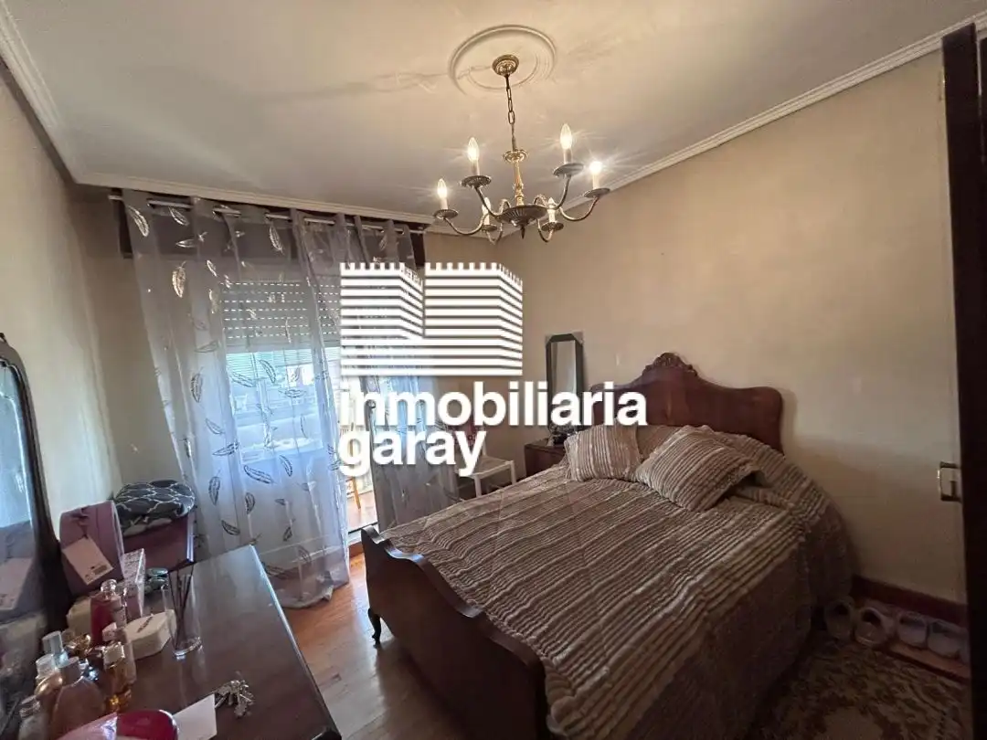 Habitación de Piso en venta en Medina de Pomar con Amueblado
