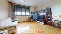 Living room of Flat for sale in  Madrid Capital  with Air Conditioner, Heating and Private garden