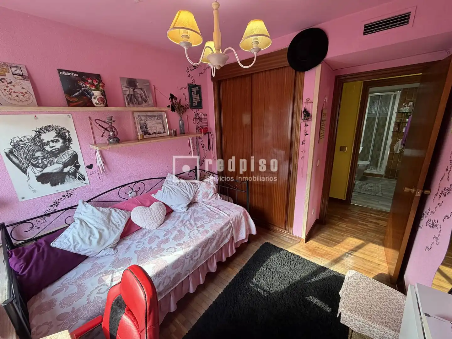 Habitación de Piso en venta en Madrid con Calefacción, Parquet y Terraza