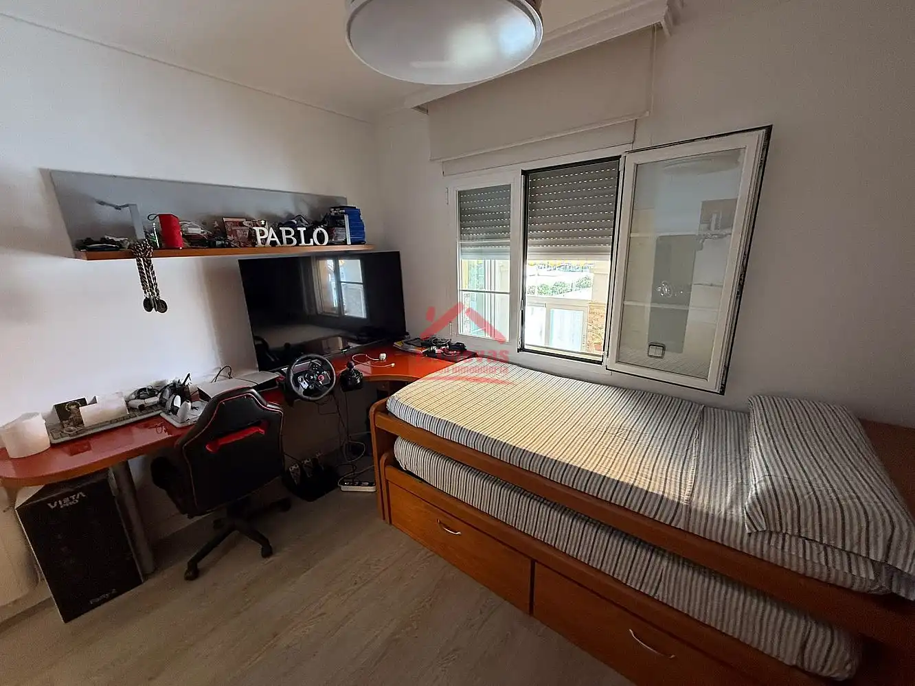 Dormitori de Apartament en venda en Vélez-Málaga amb Jardí privat, Terrassa i Piscina