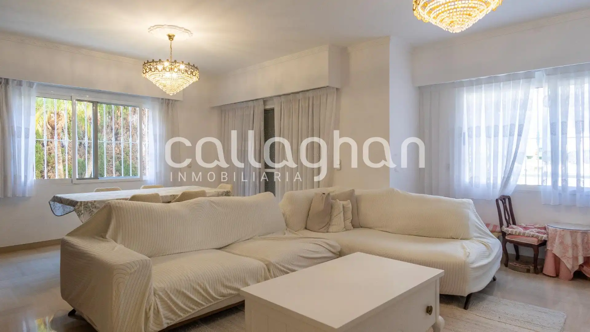Sala de estar de Casa o chalet en venta en Gandia con Aire acondicionado, Amueblado y Jacuzzi