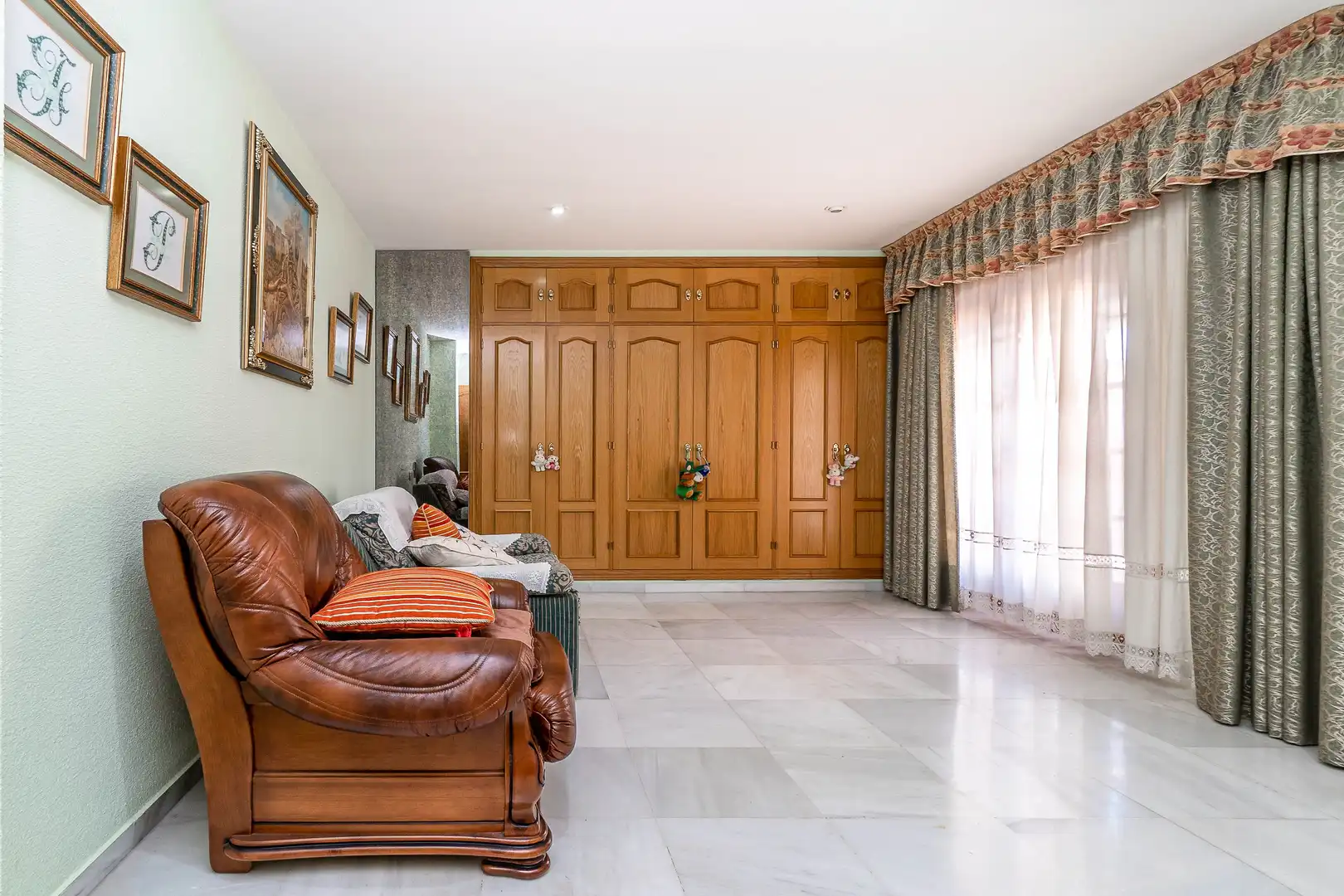 Wohnzimmer von Haus oder Chalet zum Verkauf in Maracena mit Klimaanlage, Heizung und Terrasse