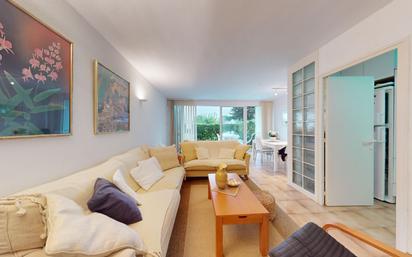 Living room of Flat for sale in Castell-Platja d'Aro  with Air Conditioner, Heating and Terrace