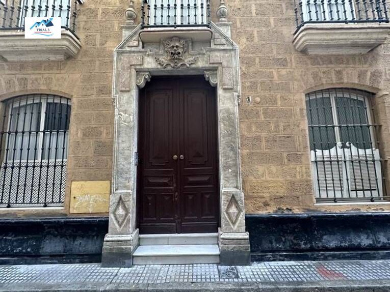 Exterior view of Flat for sale in  Cádiz Capital  with Balcony