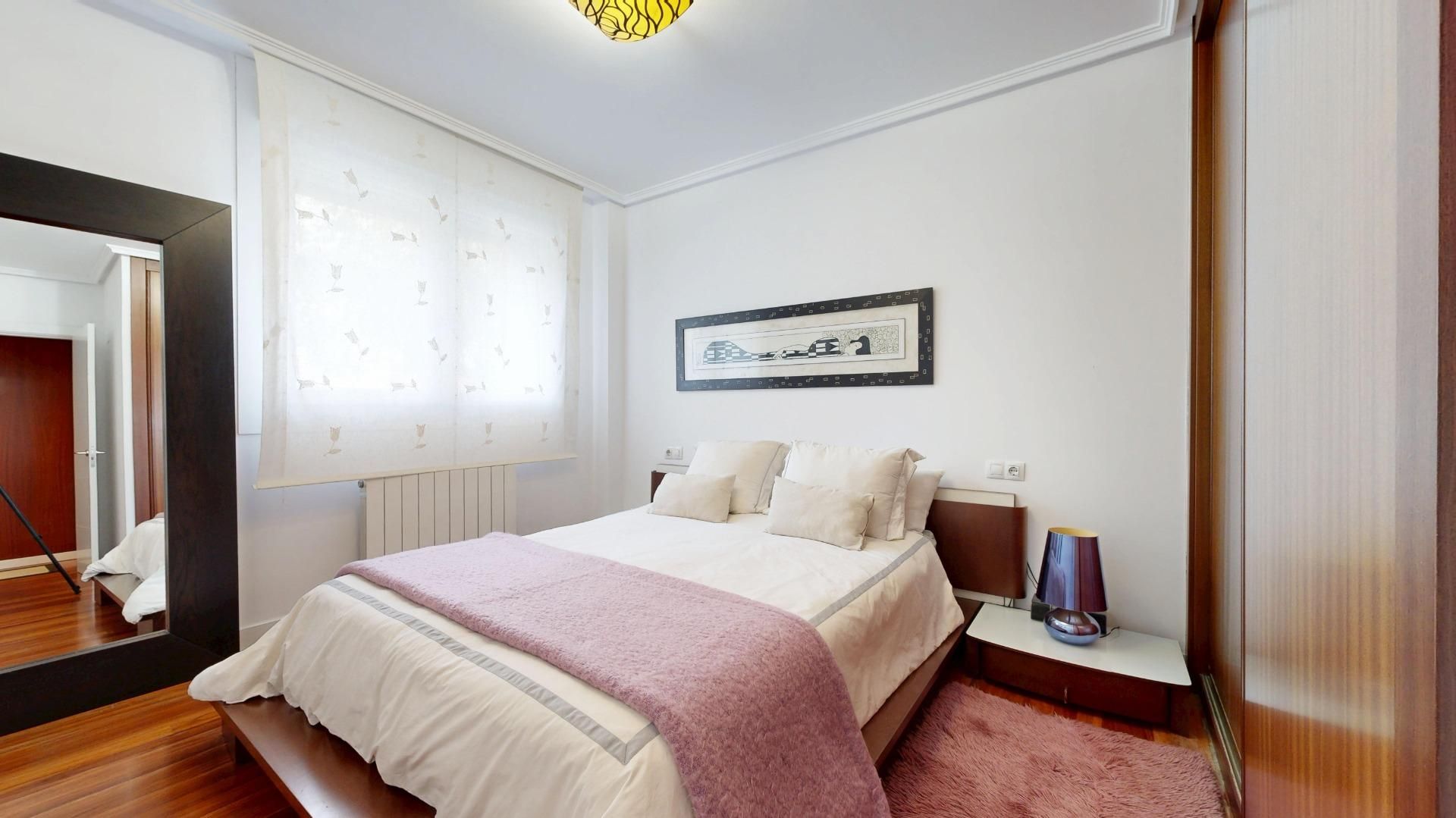 Bedroom of Flat for sale in Bilbao   with Heating and Storage room