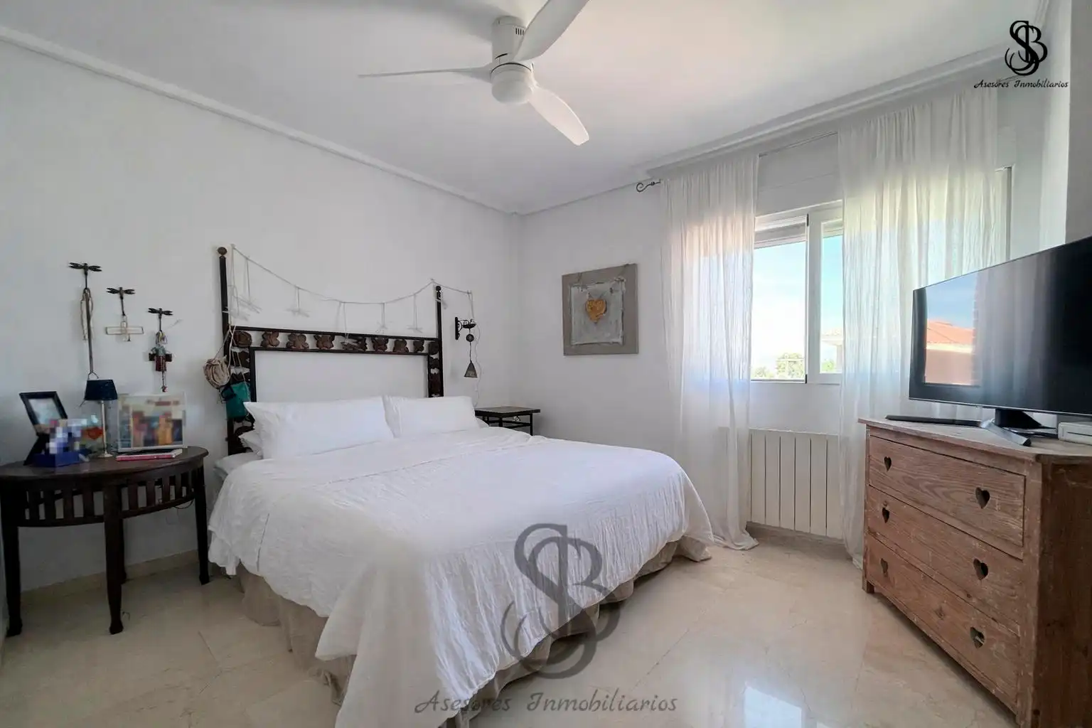 Habitación de Casa adosada en venta en Mutxamel con Aire acondicionado, Calefacción y Jardín privado