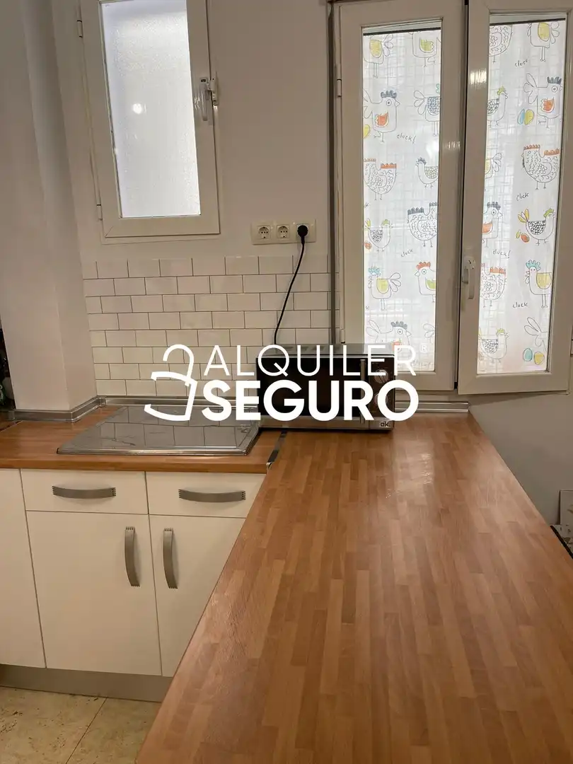Kitchen of Flat for rent in Madrid  with Heating and Furnished