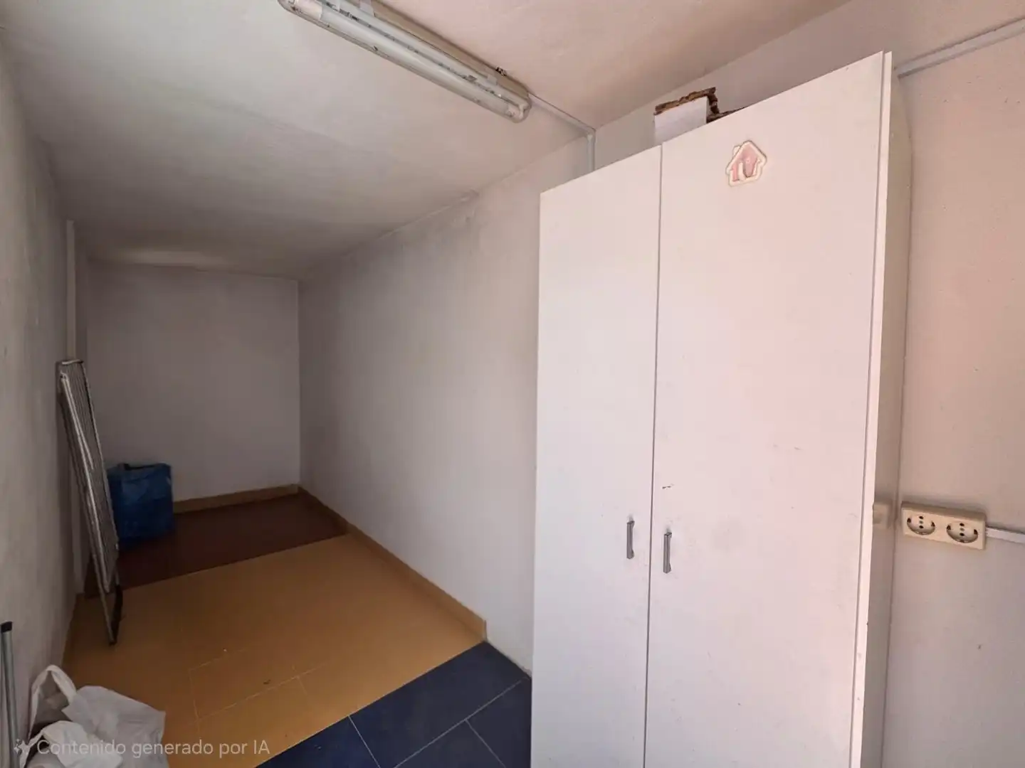 Casa adosada en venda en Sanlúcar la Mayor amb Terrassa i Piscina comunitària