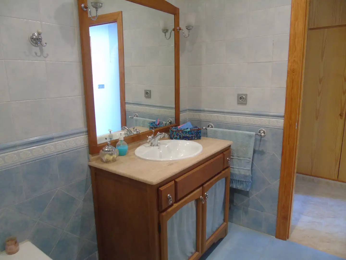 Bathroom of Detached homes for sale in Ceutí  with Air Conditioner, Storage room and Oven