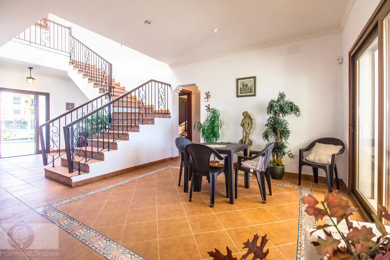 Chalet con piscina en venta en Calle López de Ayala, imagen 16