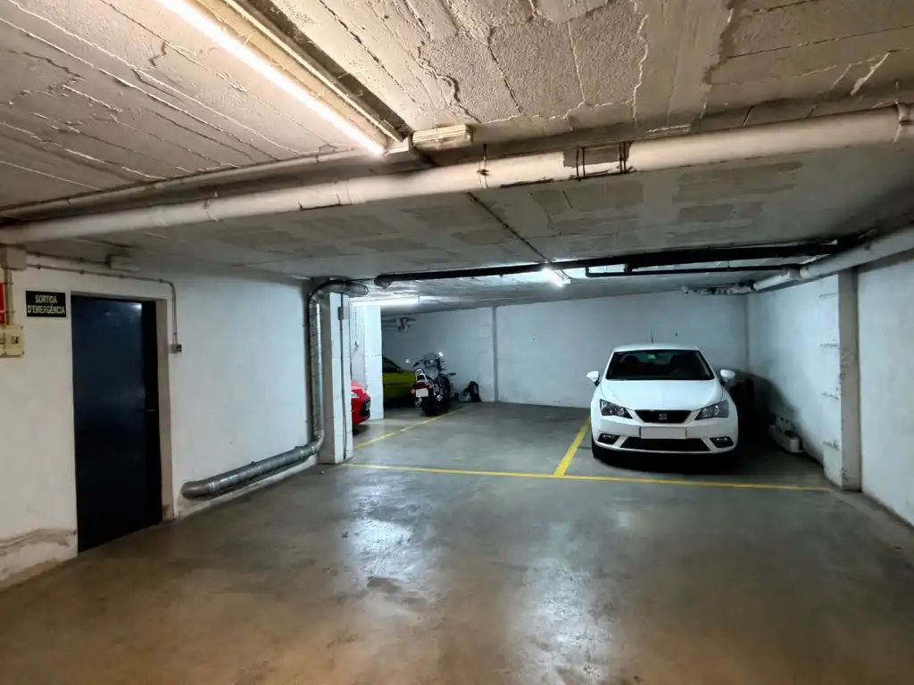 Parking de Garaje en venta en Girona