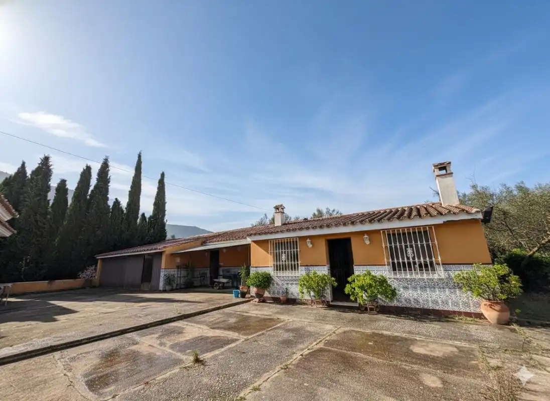 Country homes for sale in Av. de Antoñico Rosa, Villanueva del Trabuco