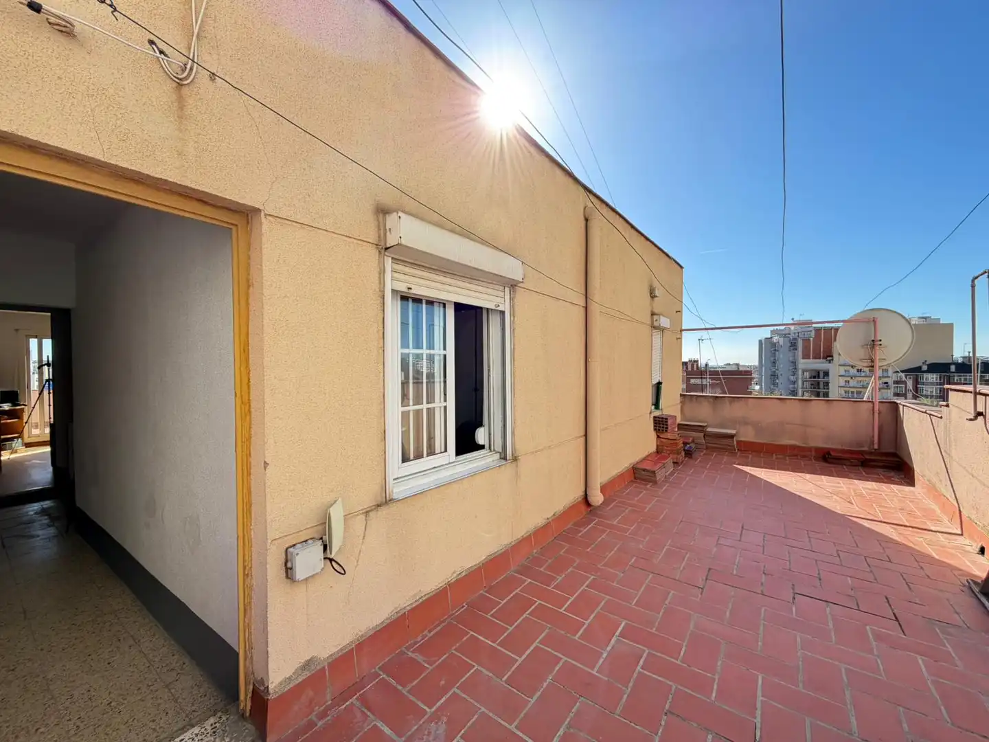 Àtic en venda a Carrer Milà i Fontanals, 33, Sant Crist