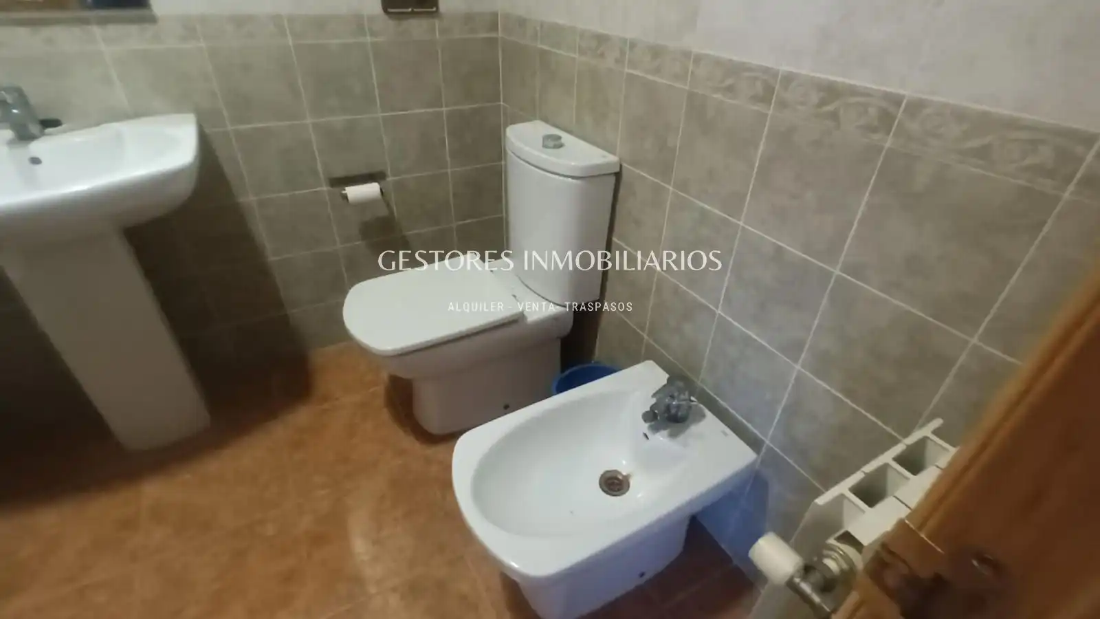 Adossat amb terrassa en venda a Población de Arroyo, imagen 31