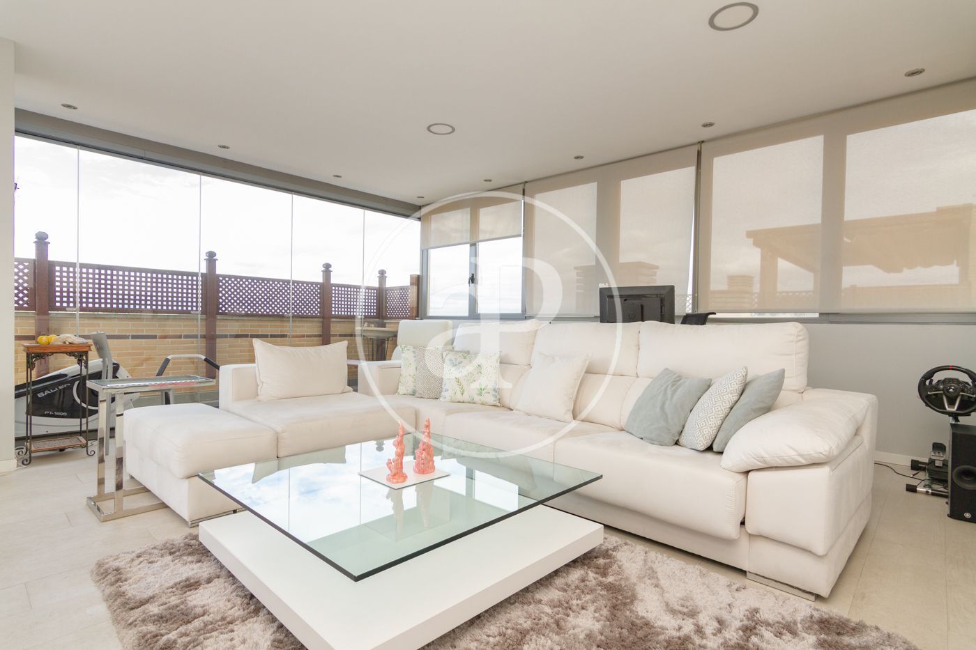 Living room of Duplex to rent in  Madrid Capital  with Air Conditioner, Heating and Private garden