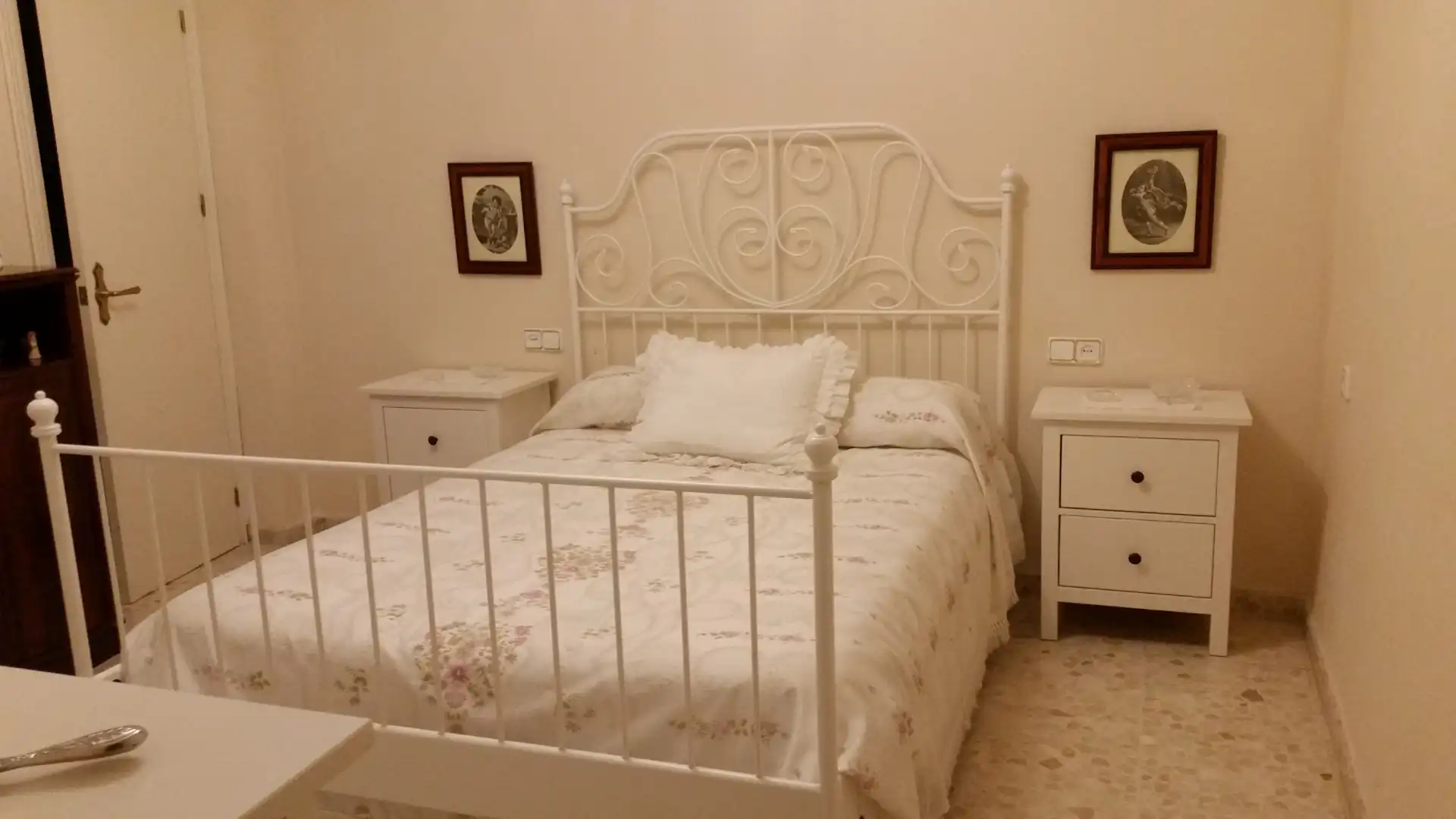 Habitación de Casa o chalet de alquiler en Ubrique con Aire acondicionado, Calefacción y Amueblado