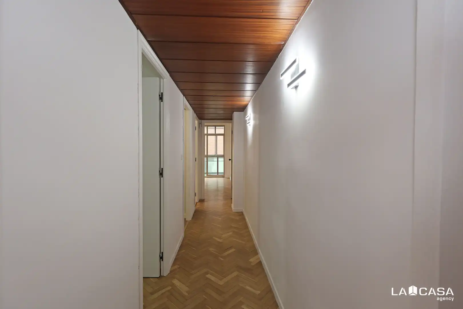 Piso en venta en Barcelona con Balcón