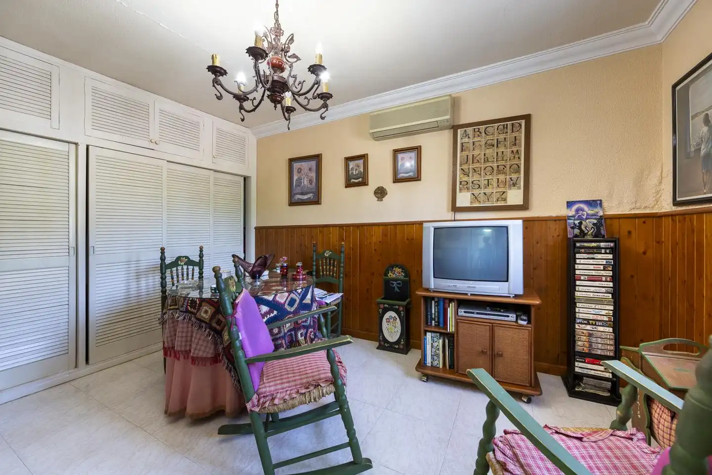 Comedor de Casa o chalet en venta en Almería con Aire acondicionado, Jardín privado y Terraza