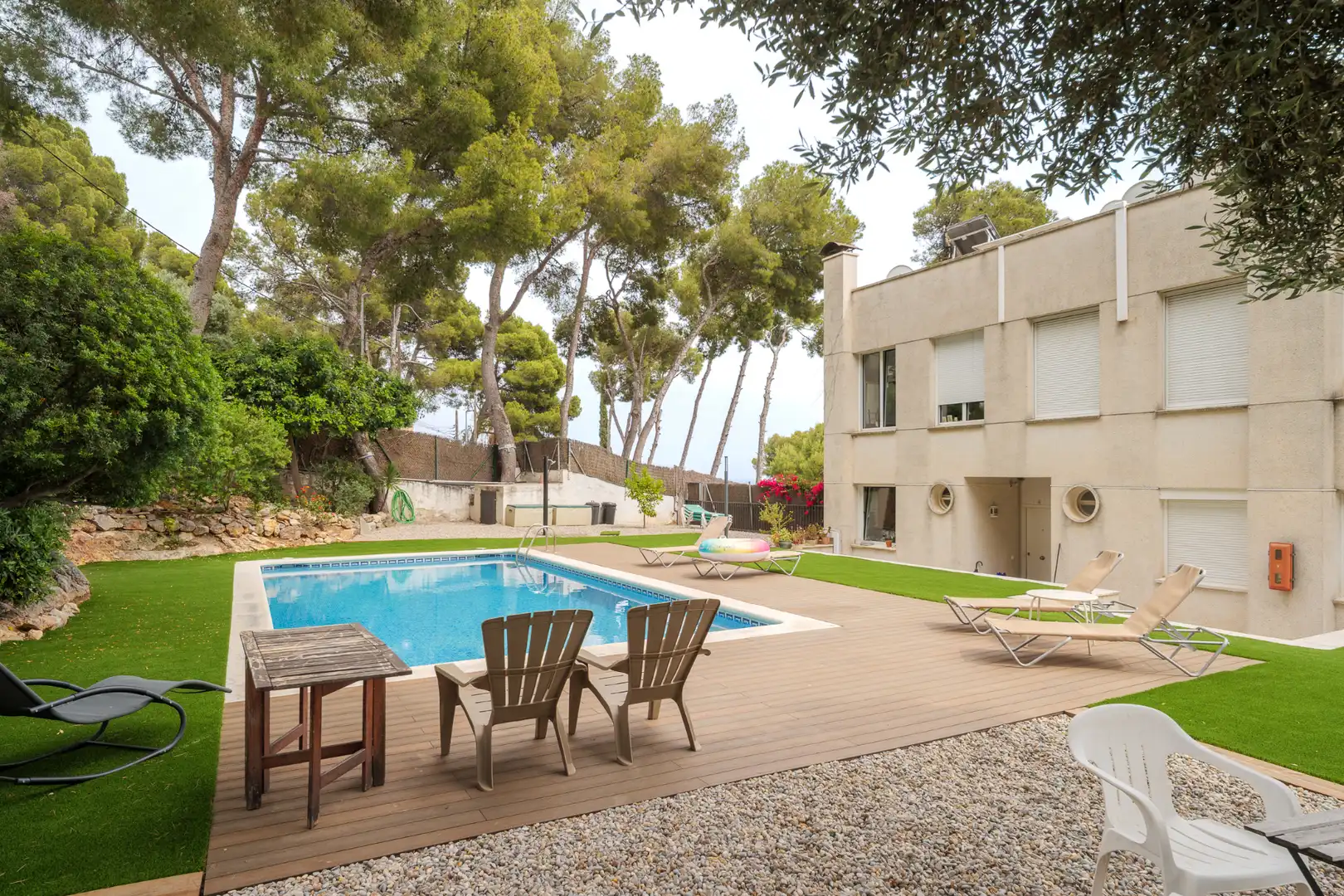 Jardín de Casa adosada en venta en Castelldefels con Aire acondicionado, Calefacción y Parquet