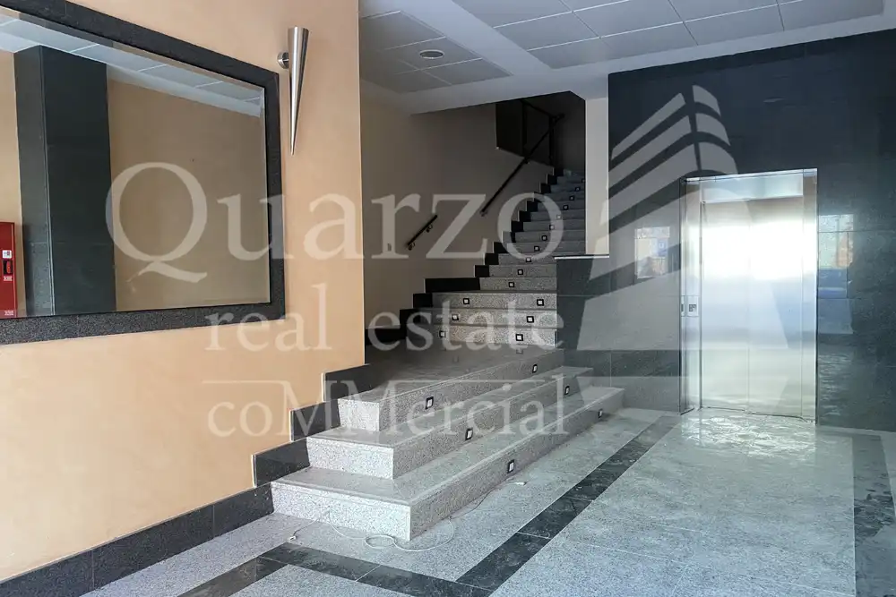 Business premises for sale in Plaza Jorge Manrique, imagen 2