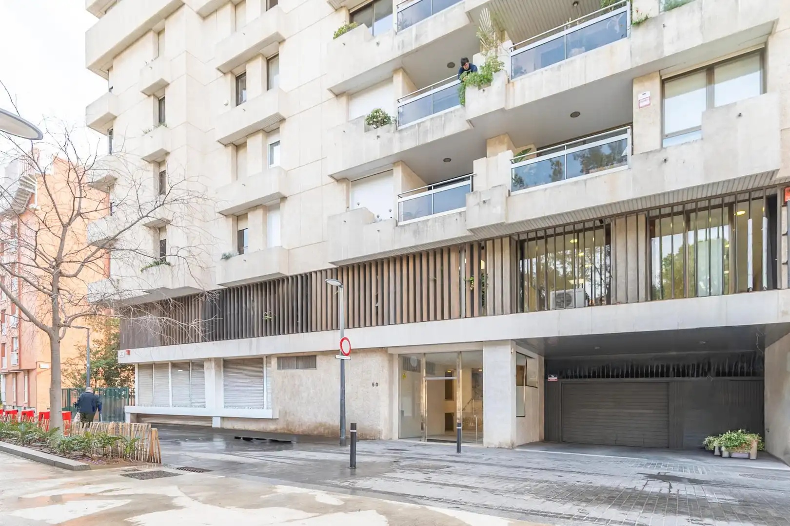 Vista exterior de Pis en venda en Barcelona amb Aire condicionat, Calefacció i Piscina comunitària