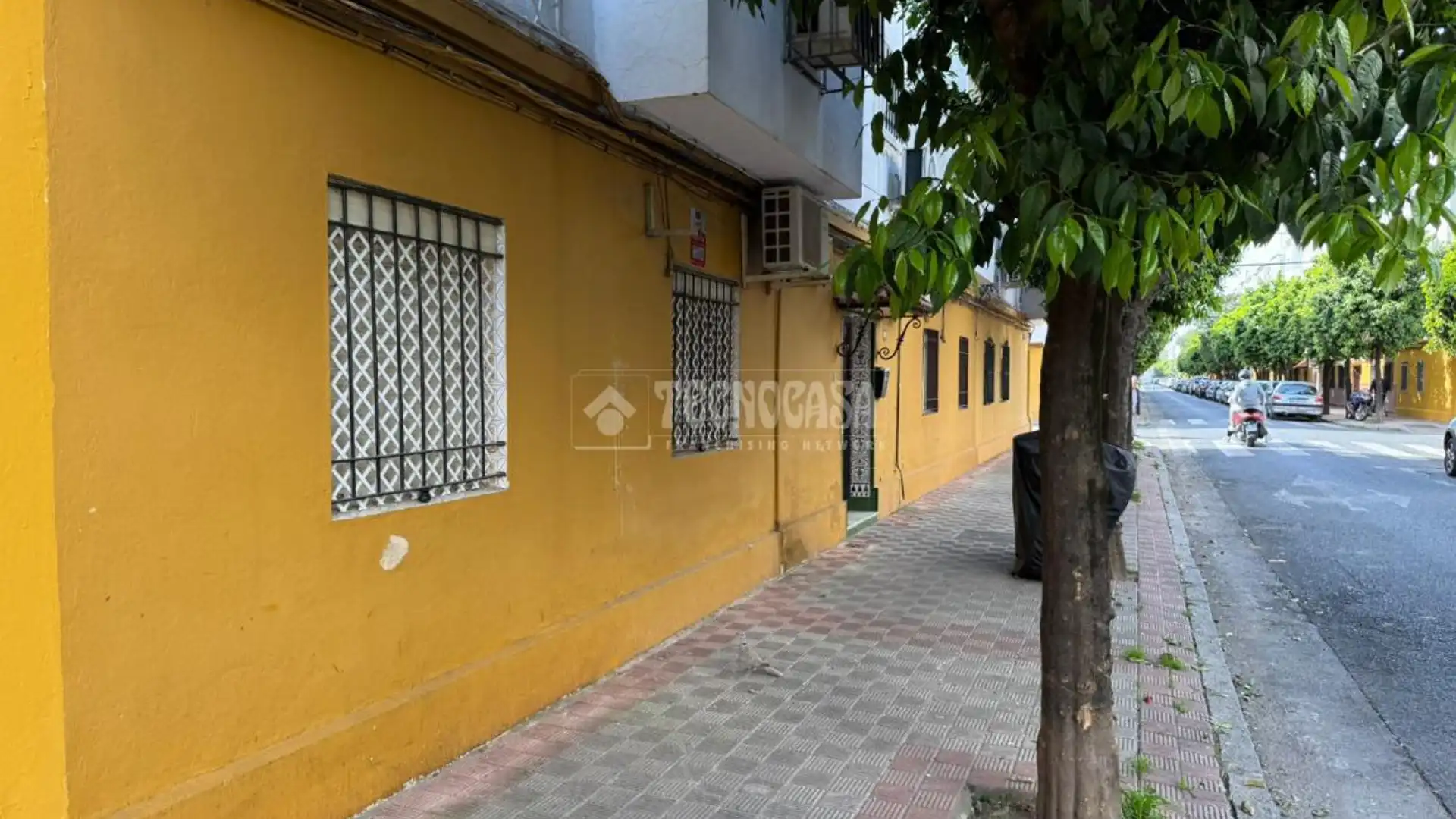 Vista exterior de Piso en venta en  Sevilla Capital