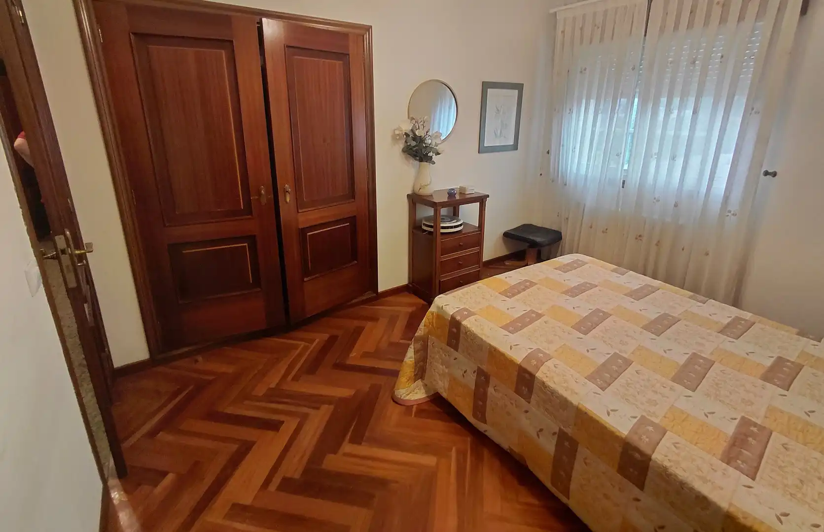 Habitación de Casa o chalet en venta en Oleiros con Calefacción, Jardín privado y Parquet