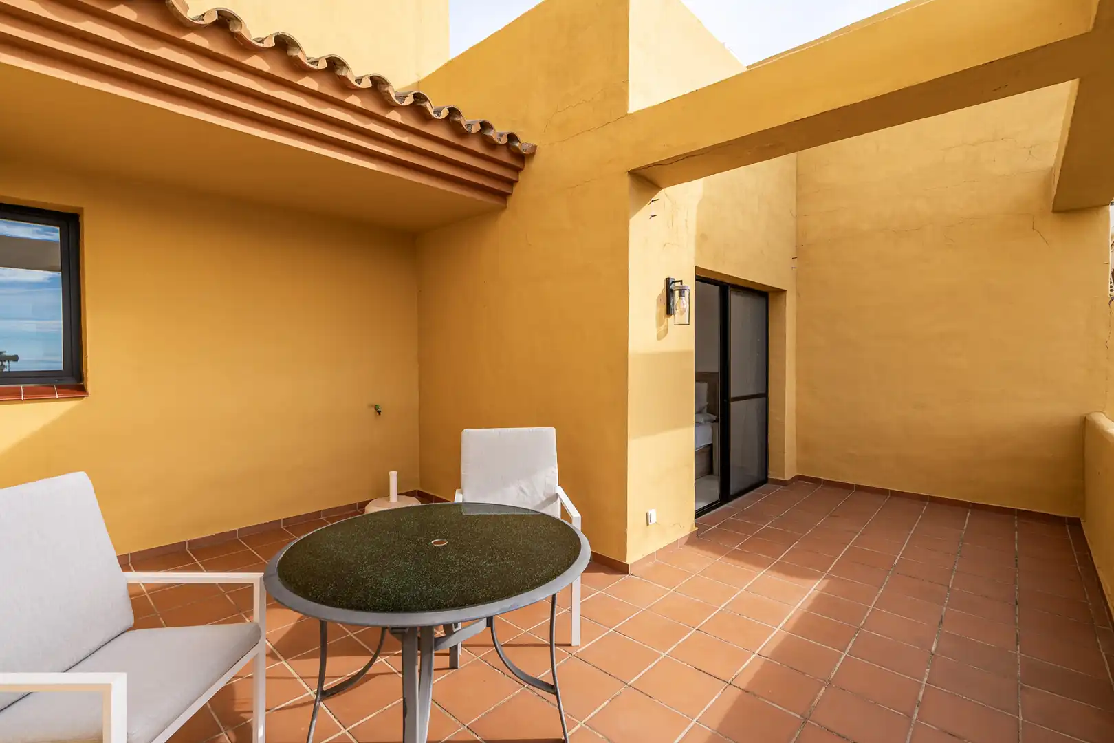 Terrasse von Maisonette zur Miete in Estepona mit Klimaanlage, Heizung und Terrasse