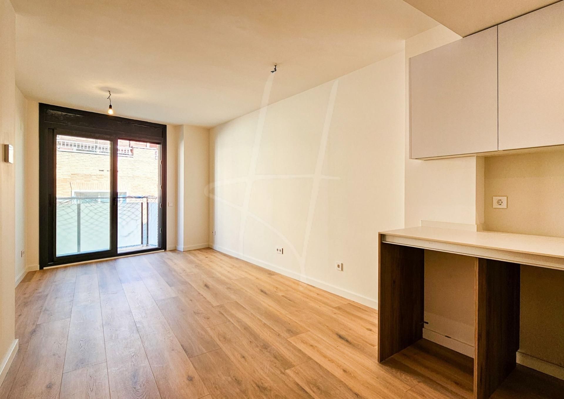 Dormitori de Dúplex en venda en Cornellà de Llobregat amb Aire condicionat, Calefacció i Parquet