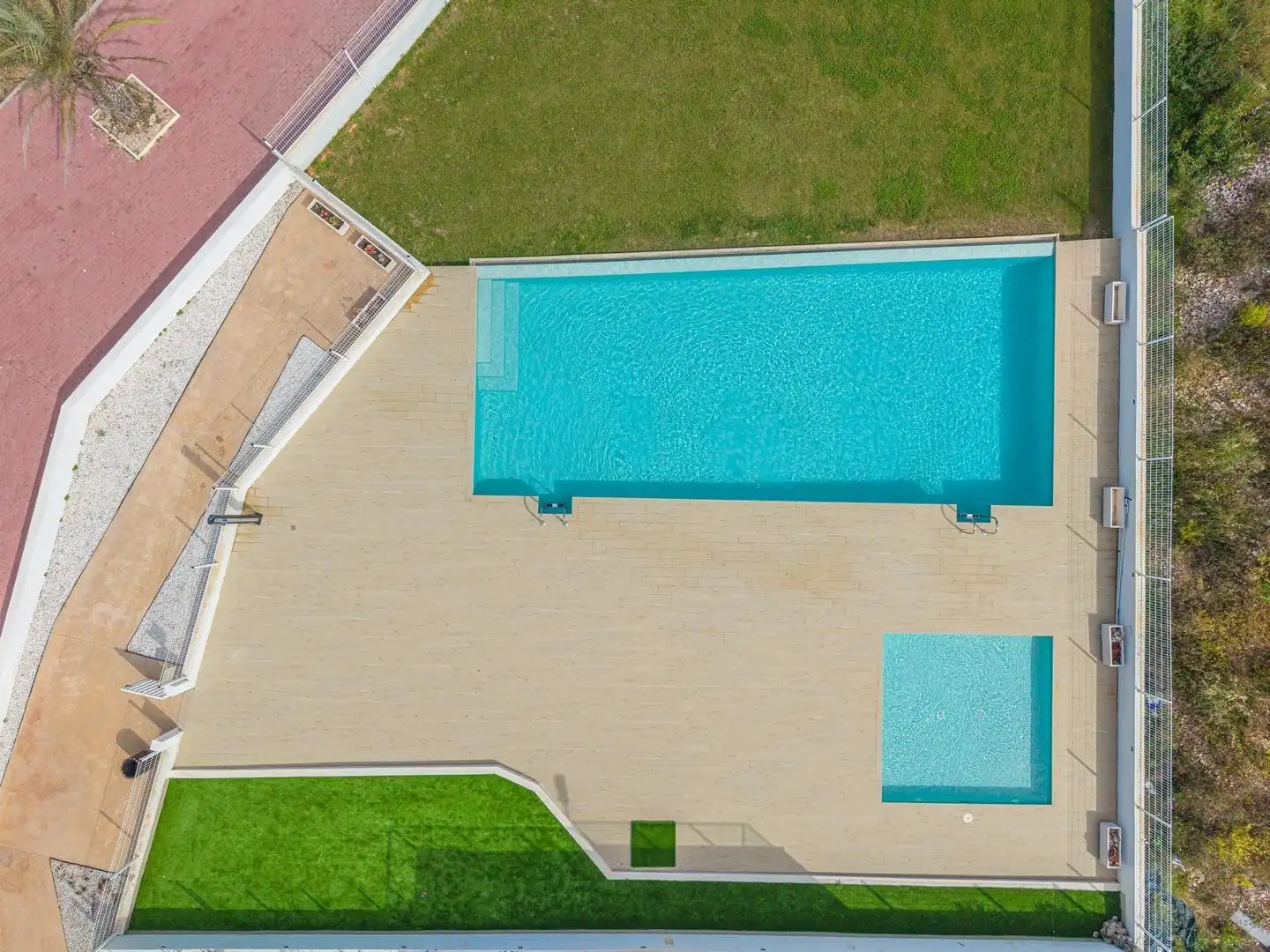 Piscina de Casa adosada en venta en Vinaròs con Jardín privado, Terraza y Trastero