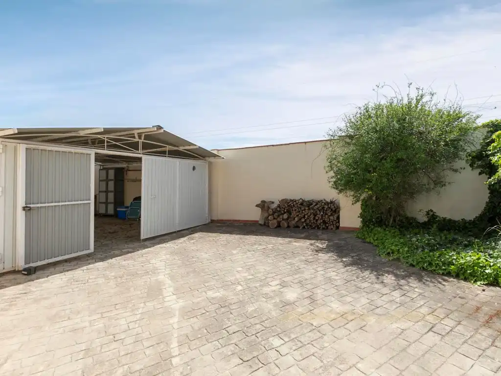 Vista exterior de Casa o chalet en venta en Las Gabias
