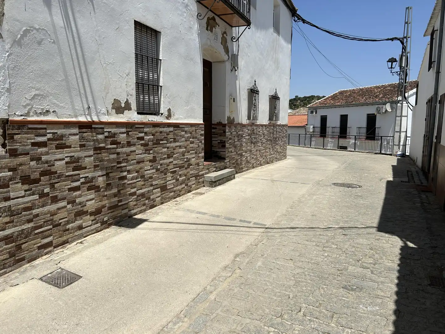 Vista exterior de Casa adosada en venda en Las Navas de la Concepción