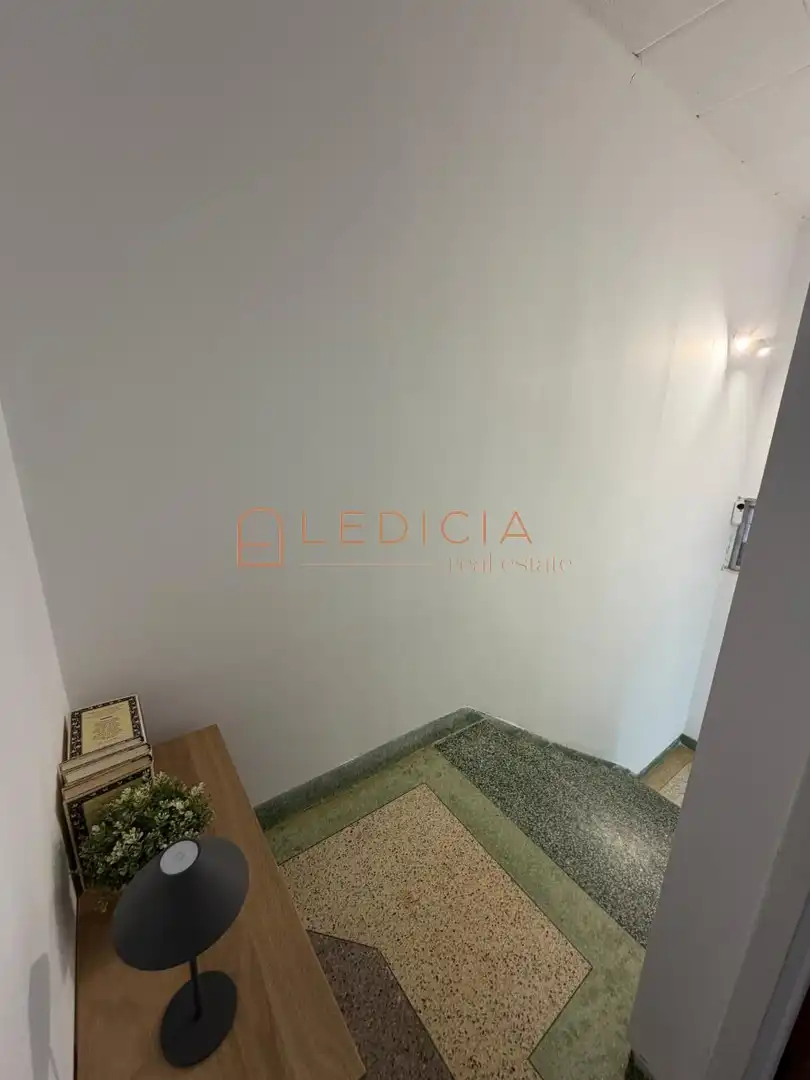 Casa o chalet de alquiler en Cangas  con Calefacción, Jardín privado y Parquet