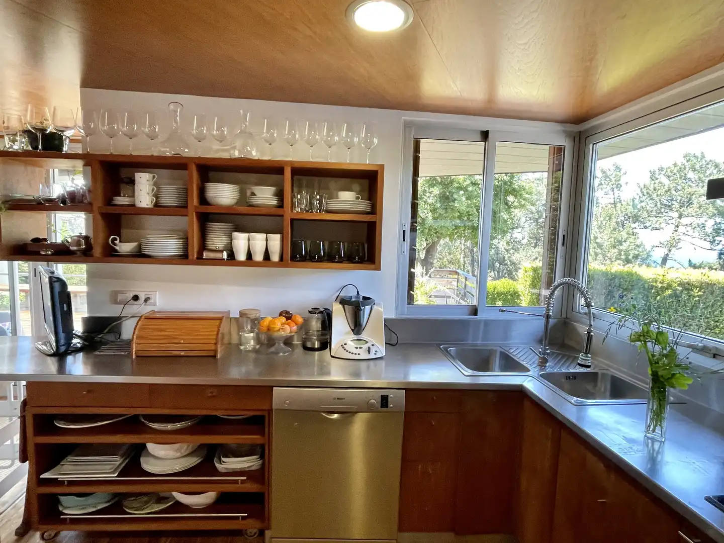 Cocina de Casa o chalet de alquiler en Nigrán con Calefacción, Jardín privado y Parquet