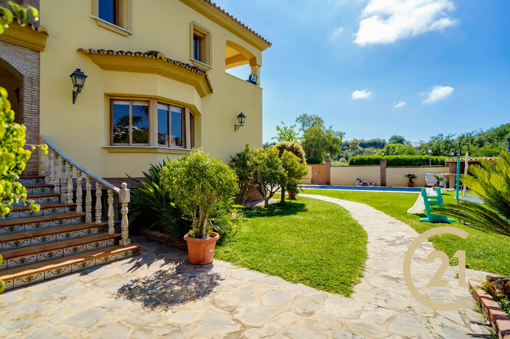 Jardín de Casa adosada en venta en Benahavís con Aire acondicionado, Jardín privado y Terraza