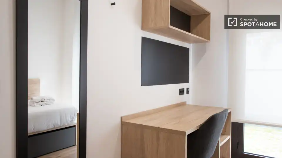 Habitació a Madrid, Madrid