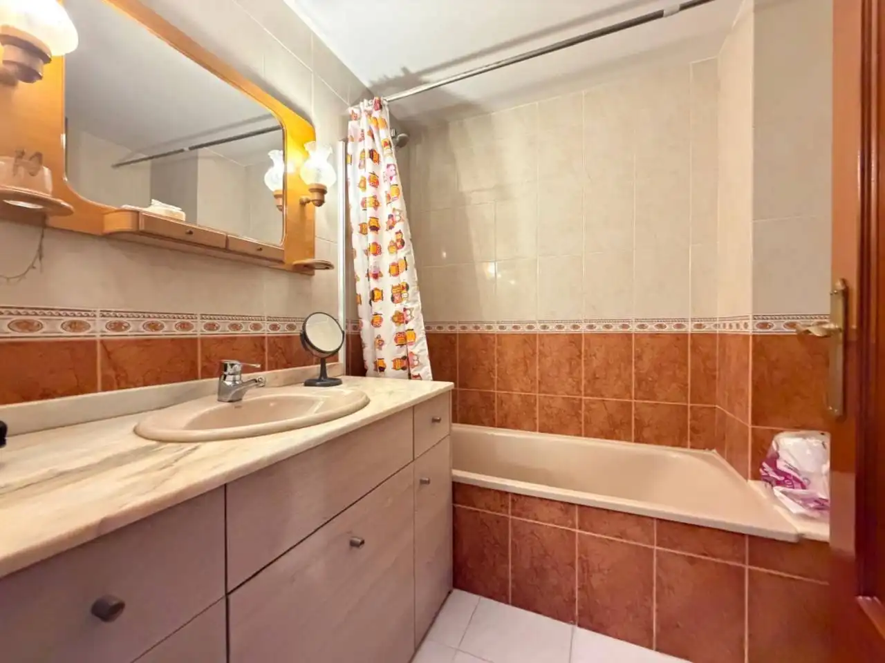 Flat with terrace for sale in Calle Serves de Jesús, imagen 16